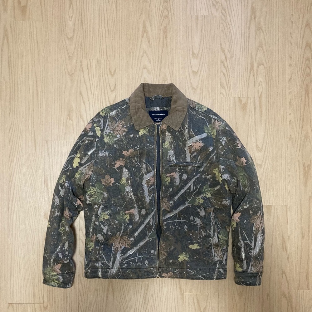 Abercrombie camo workwear lined jacket. Carhartt Detroit style. Brand new.